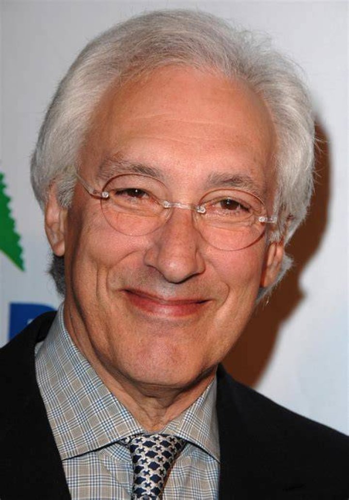 Steven Bochco Biography, Age, Height, Wife, Net Worth, Family
