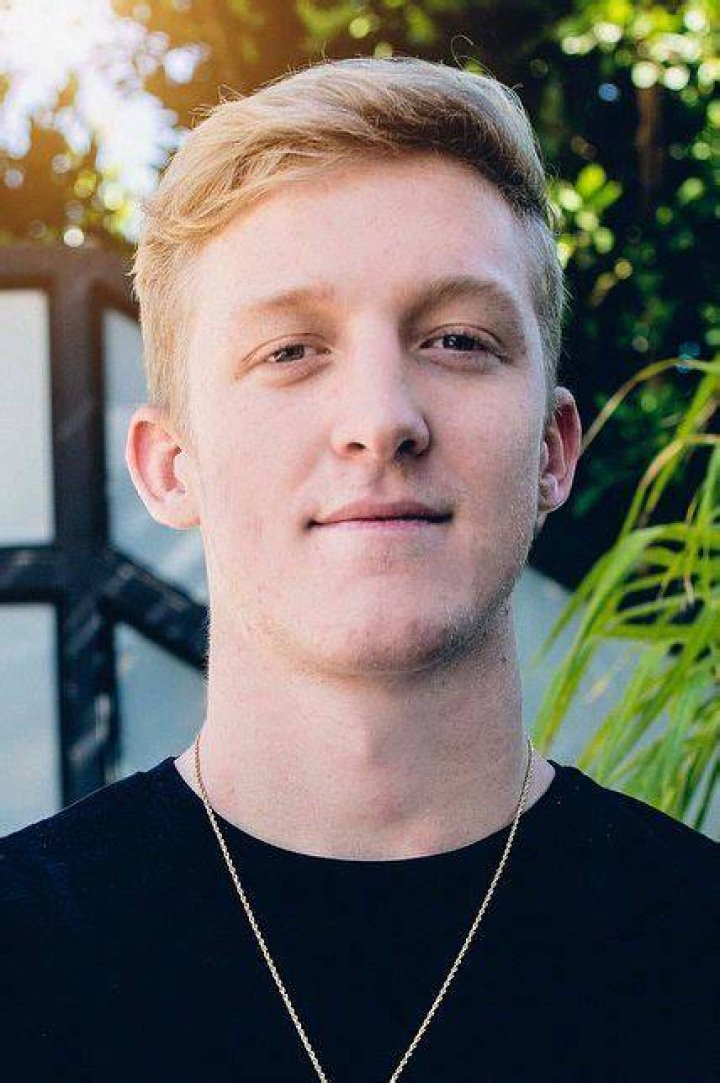 Tfue Biography, Age, Height, Wife, Net Worth, Family