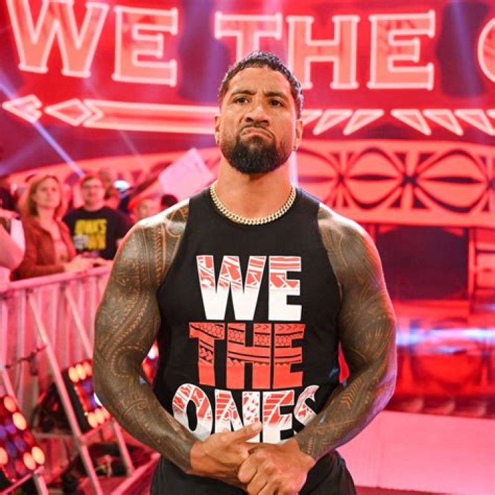 The Usos Biography, Age, Height, Wife, Net Worth, Family