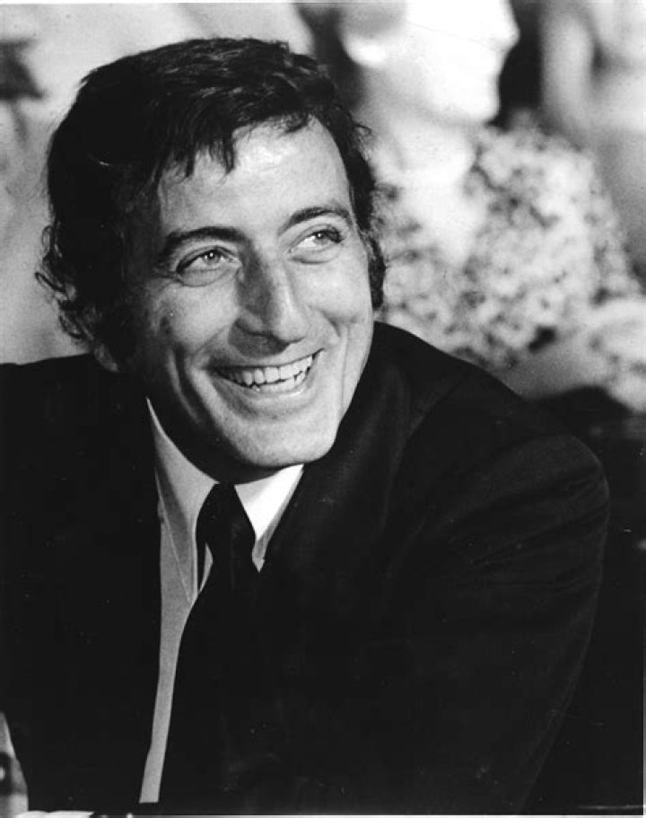 Tony Bennett Biography, Age, Height, Wife, Net Worth, Family