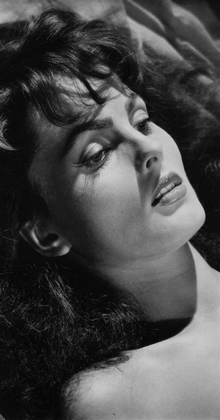 Ursula Thiess Biography, Age, Height, Husband, Net Worth, Family
