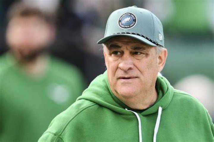 Vic Fangio Biography, Age, Height, Wife, Net Worth, Family