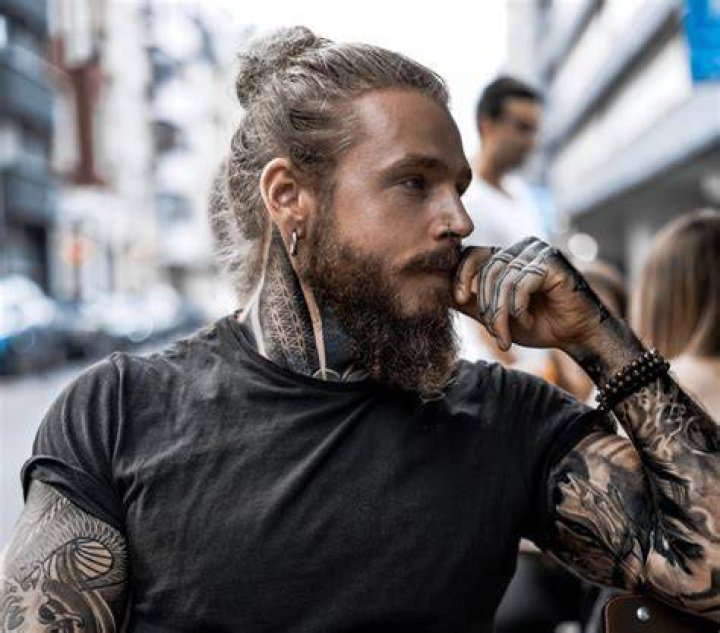 Victor Remsha Biography, Age, Height, Wife, Net Worth, Family