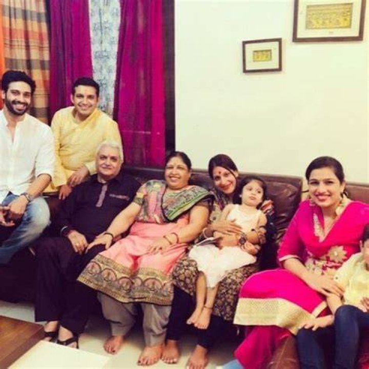 Vijayendra Kumeria Biography, Age, Height, Wife, Net Worth, Family
