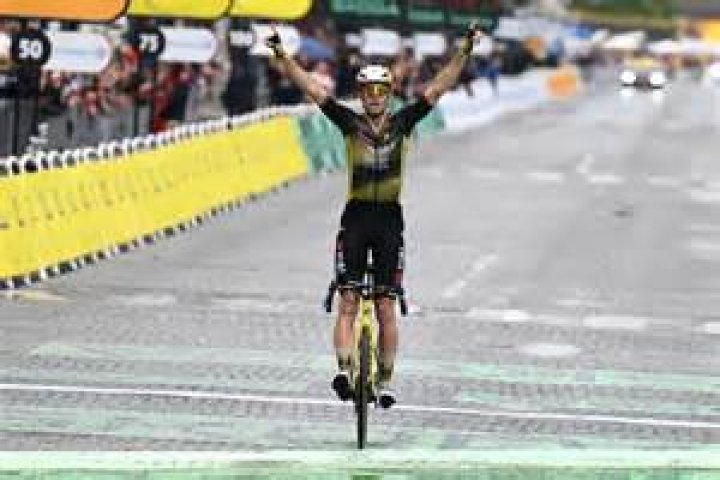 Wout van Aert Biography, Age, Height, Wife, Net Worth, Family