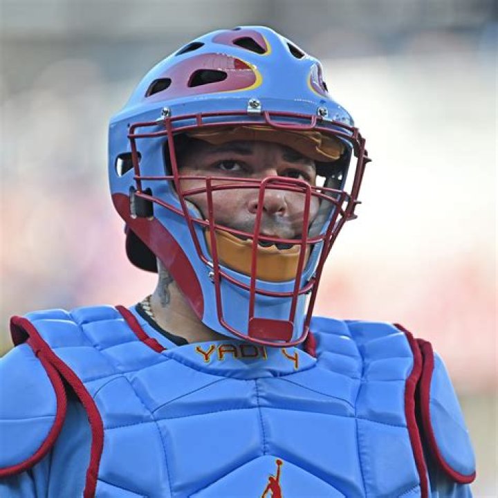 Yadier Molina biografía, edad, altura, esposo, net worth, familia