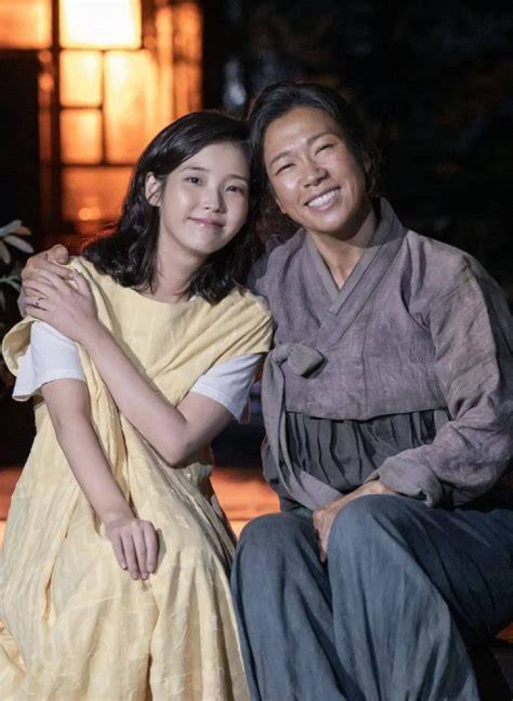 Yeom Hye-ran Biography, Age, Height, Husband, Net Worth, Family