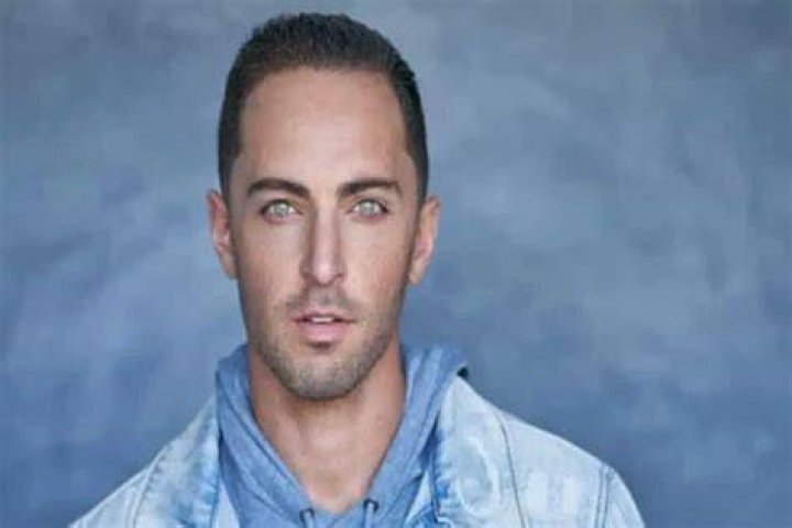 Zach Avery Biography, Age, Height, Wife, Net Worth, Family
